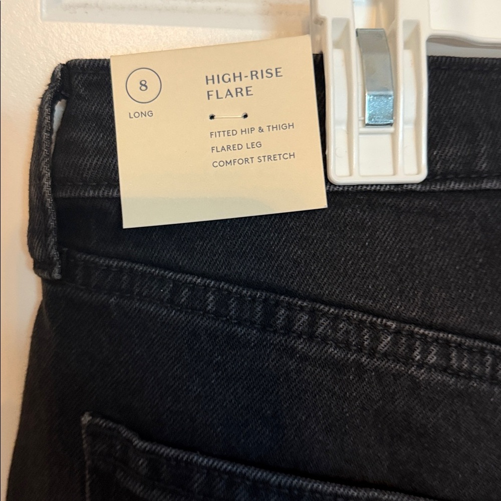 Universal Thread High Rise- Flared Jeans - Picture 7 of 8